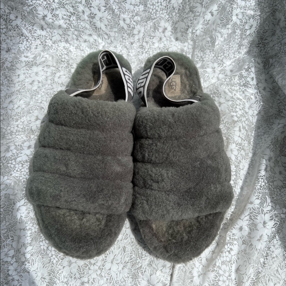 UGG Fluff Yeah Slide Charcoal size 8